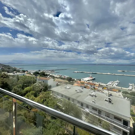 Appartamento Monaco Roses